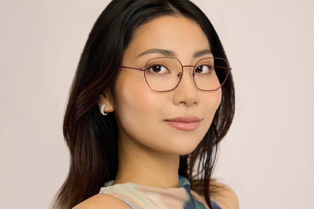 Fariza metal glasses frame.